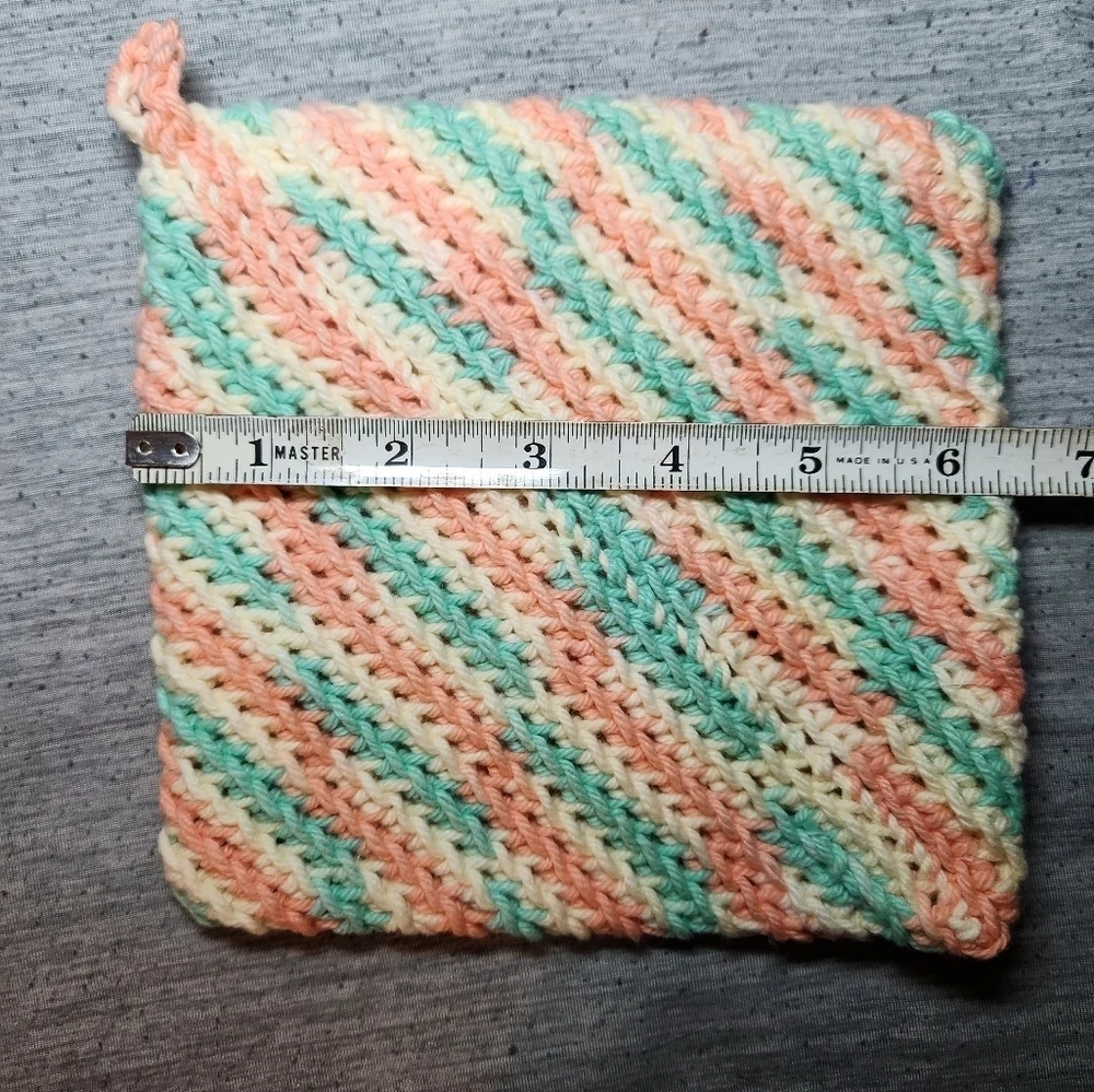 Pot Holders Trivet Hot Pad x2  Handmade Crochet 100% Cotton Peach Mint
